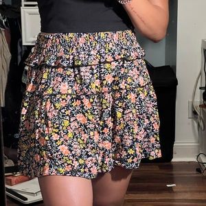 Floral mini skirt.